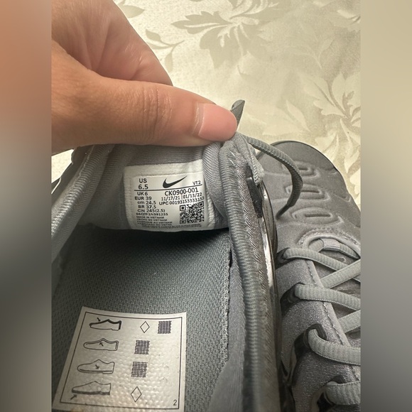 NWOB - Nike Air Vapormax Plus Cool Grey Black, size 6.5 men / 8.5 women - Picture 4 of 13